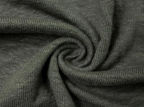 Utforsk allsidigheten og elegansen til linribbestoffet i moderne mote og design